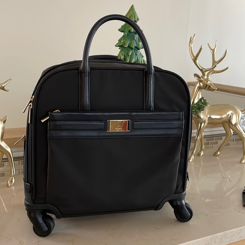 Overnight or laptop briefcase Tumi